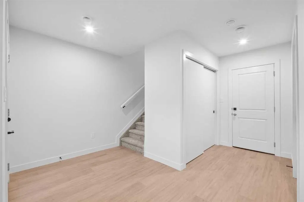 18110 28 Avenue SW #52