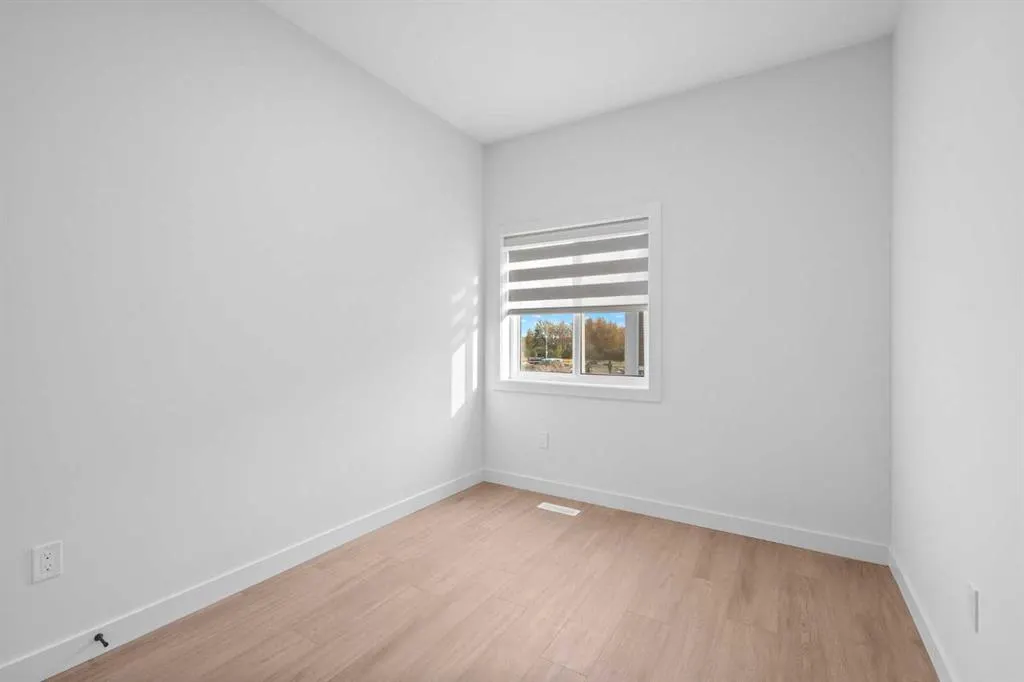 18110 28 Avenue SW #52