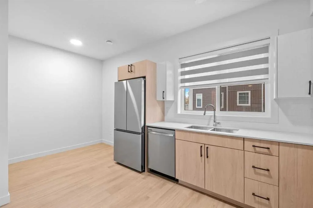 18110 28 Avenue SW #52