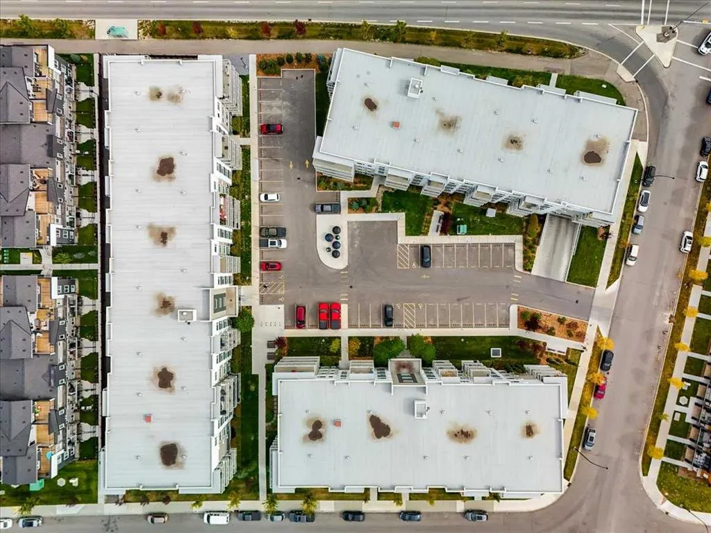 220 Seton Grove SE #1202