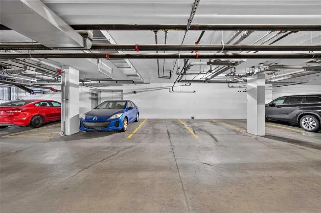 220 Seton Grove SE #1202