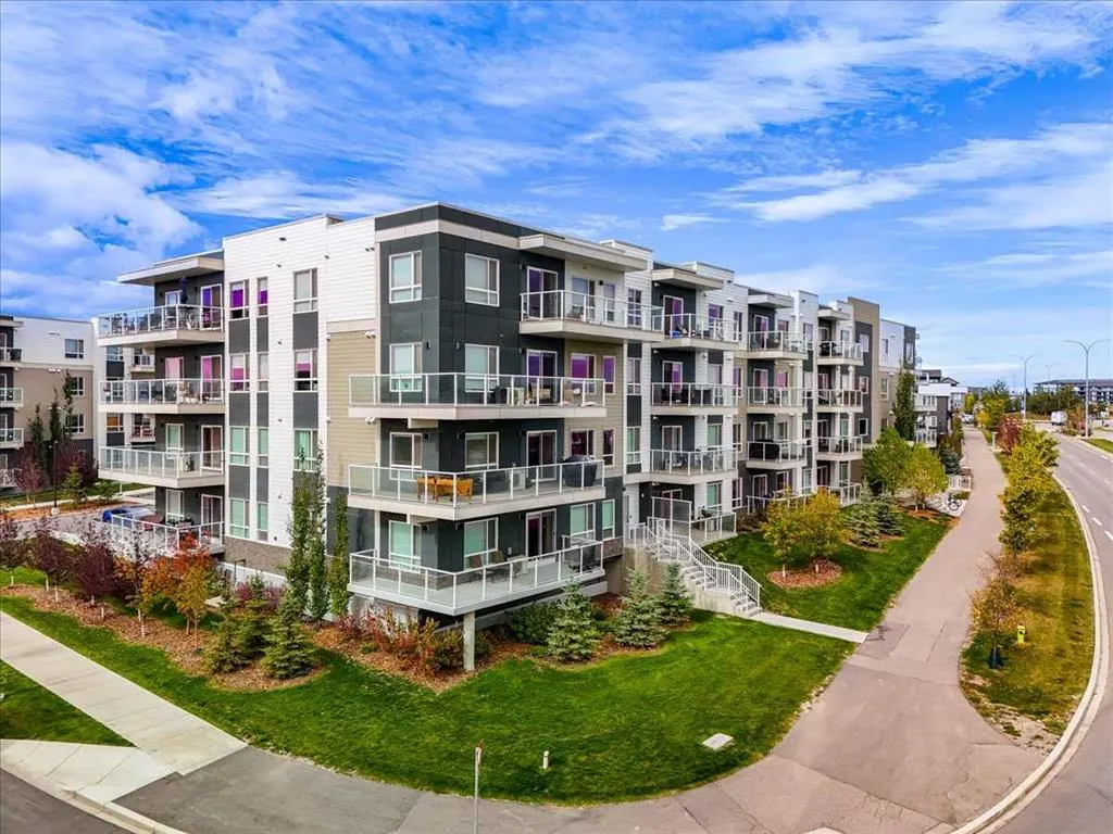220 Seton Grove SE #1202