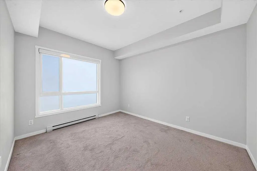 220 Seton Grove SE #1202