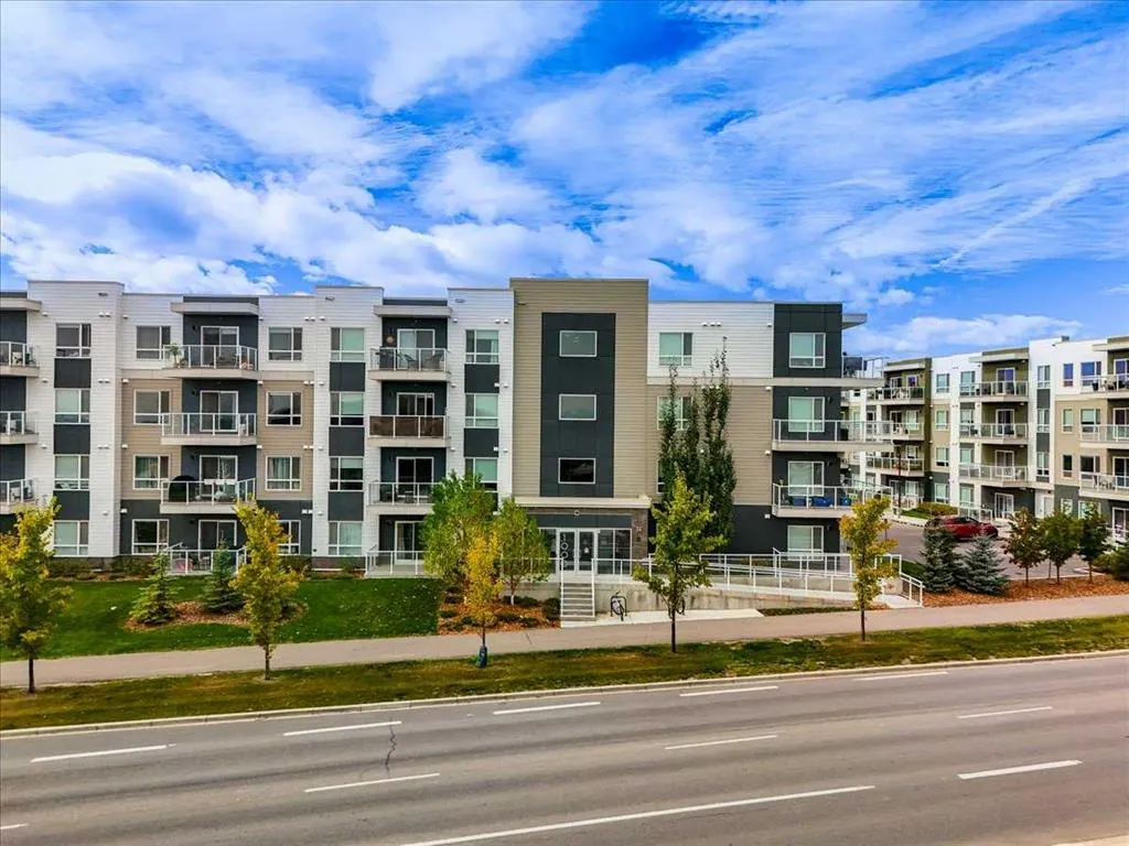 220 Seton Grove SE #1202