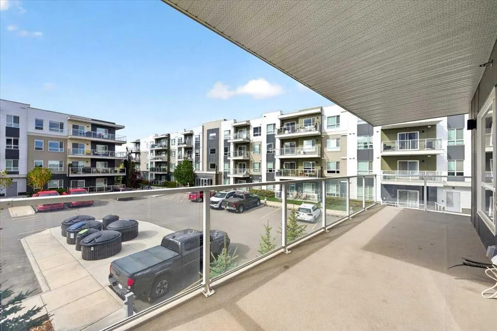 220 Seton Grove SE #1202