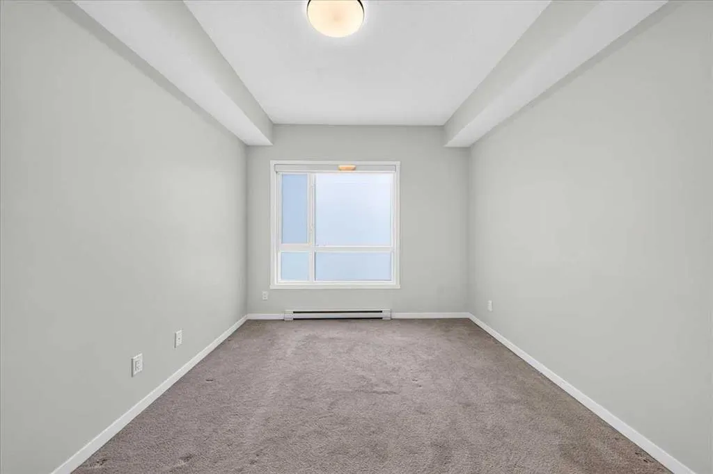 220 Seton Grove SE #1202
