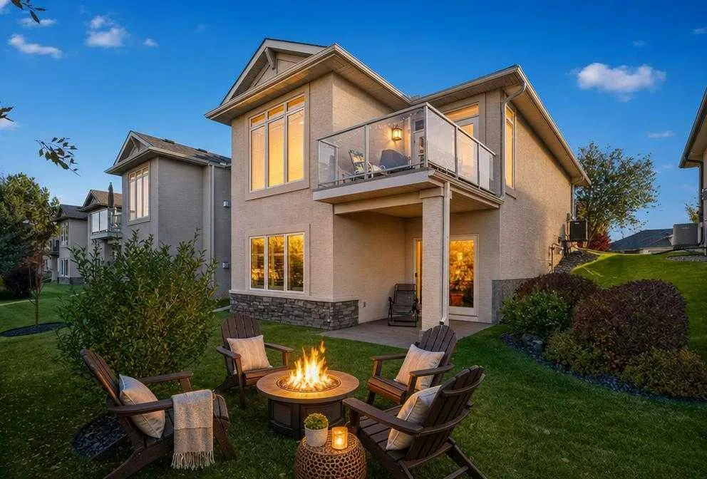 111 Tuscany Ravine Heights NW