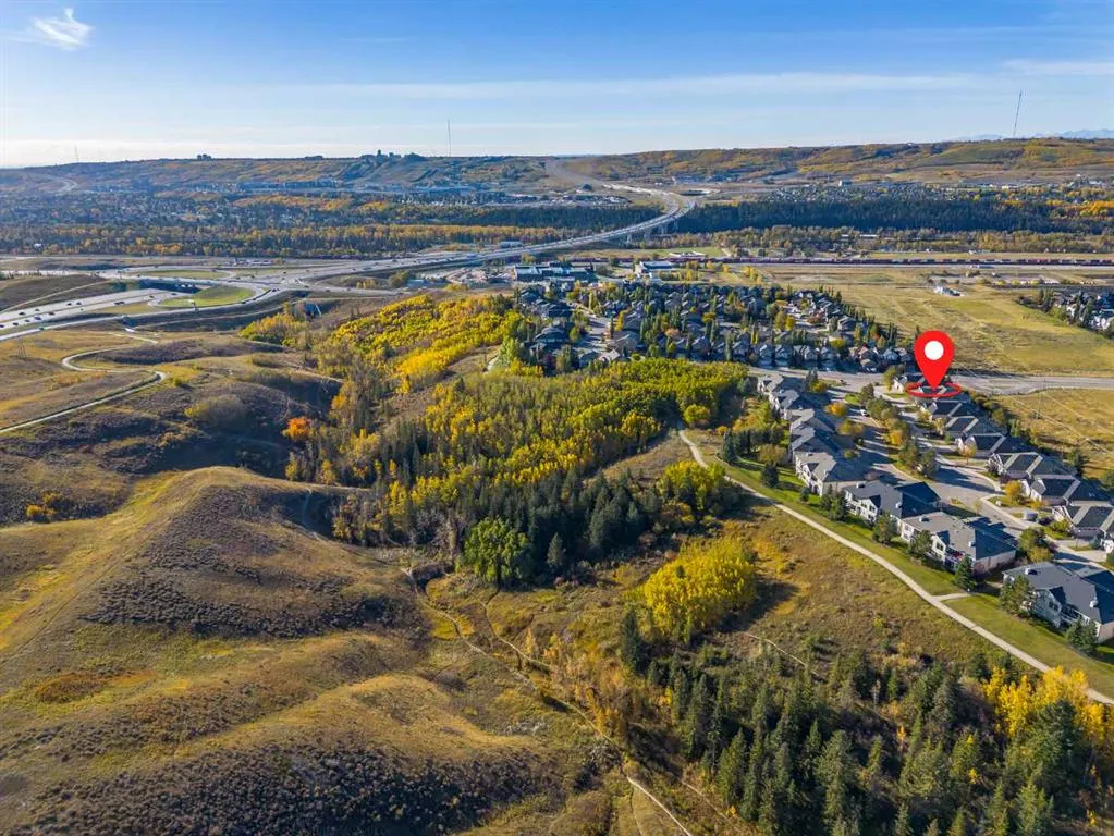 111 Tuscany Ravine Heights NW