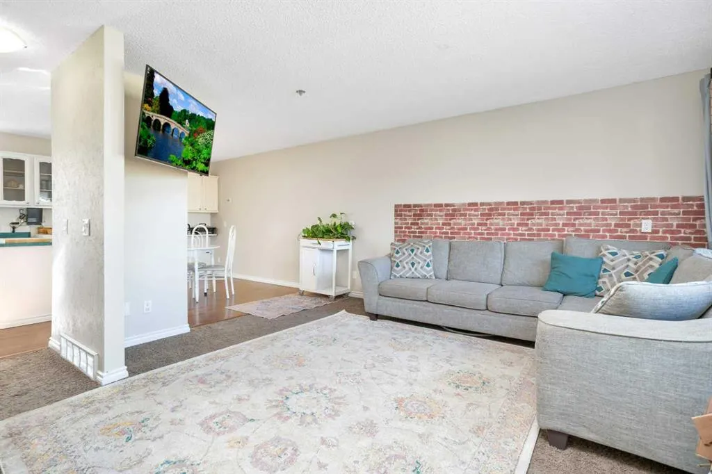 1 Mountain Place