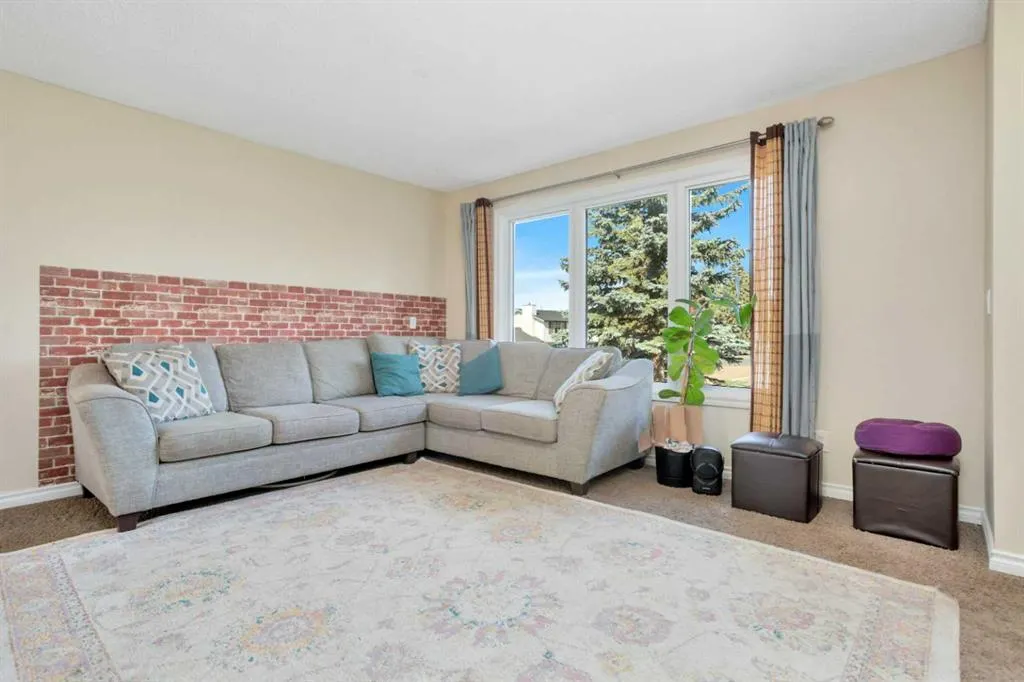 1 Mountain Place