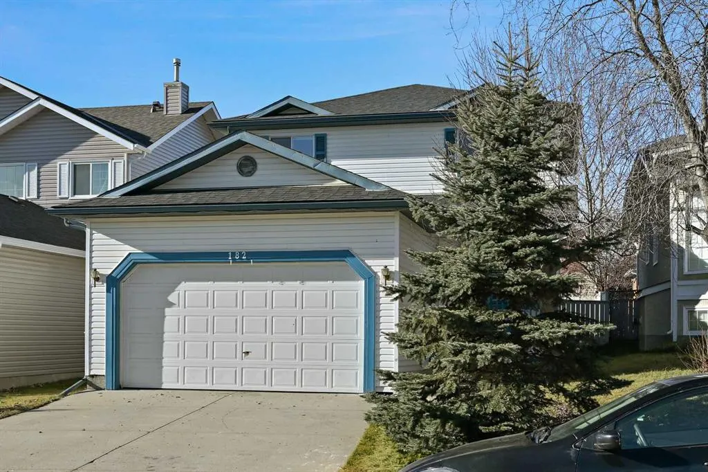 182 Coventry Close NE