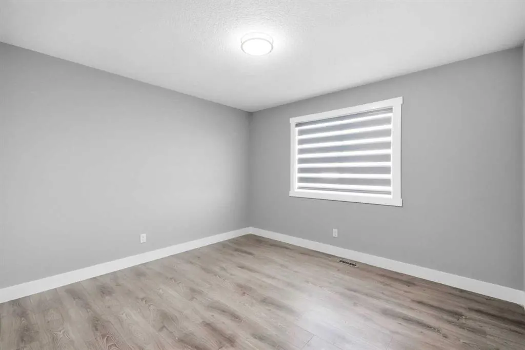 168 West Creek Crescent