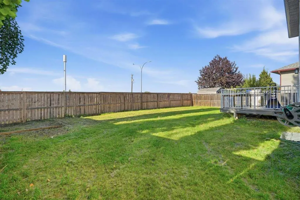 168 West Creek Crescent