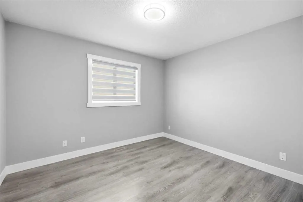 168 West Creek Crescent