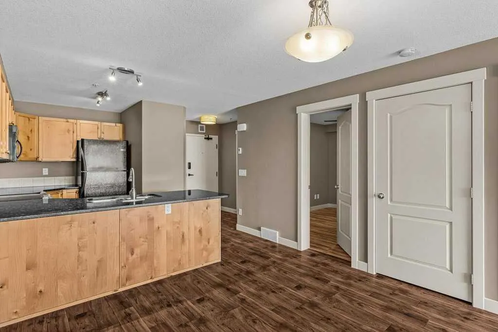 300 Palliser Lane #322