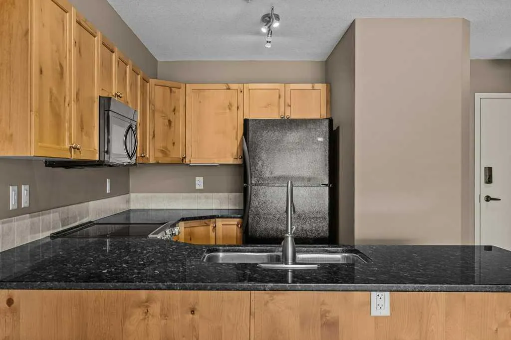 300 Palliser Lane #322