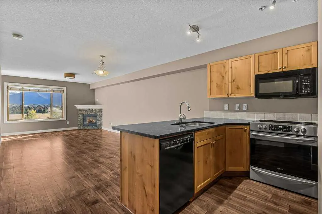 300 Palliser Lane #322