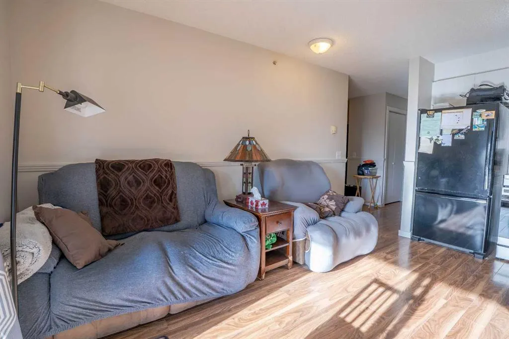 304 Mackenzie Way SW #8412