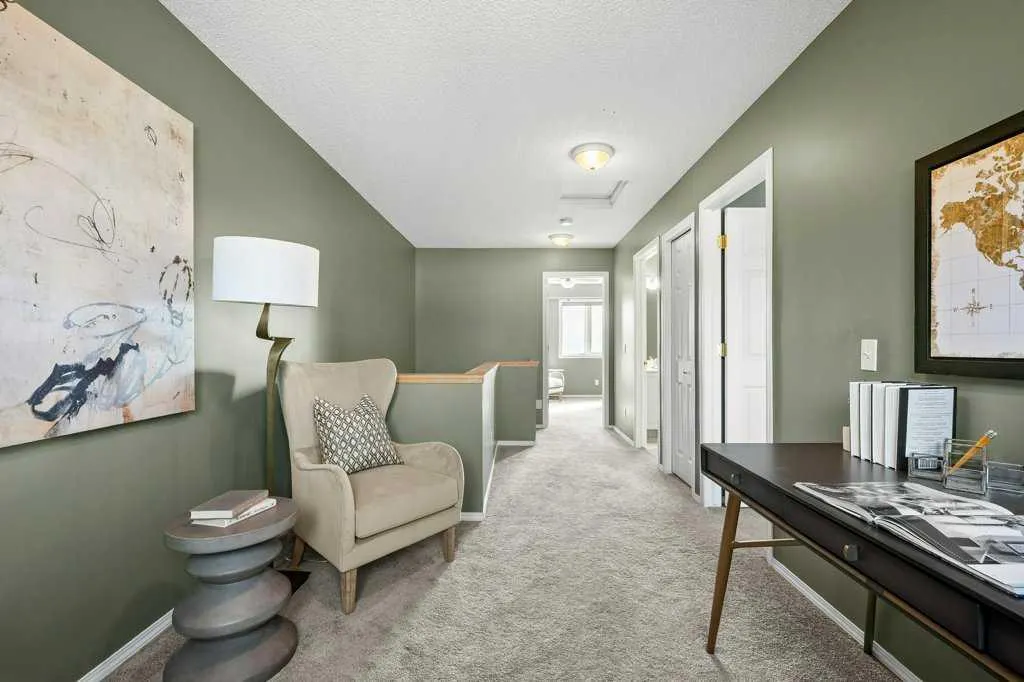 248 Regal Park NE