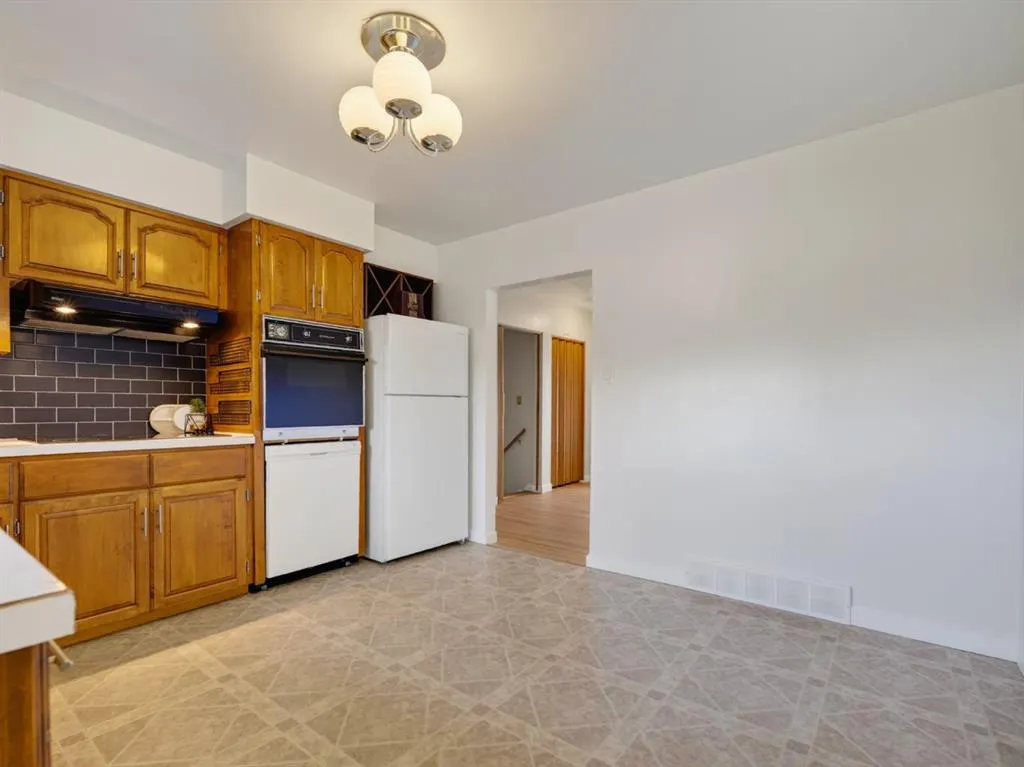 193 Fairview Drive SE