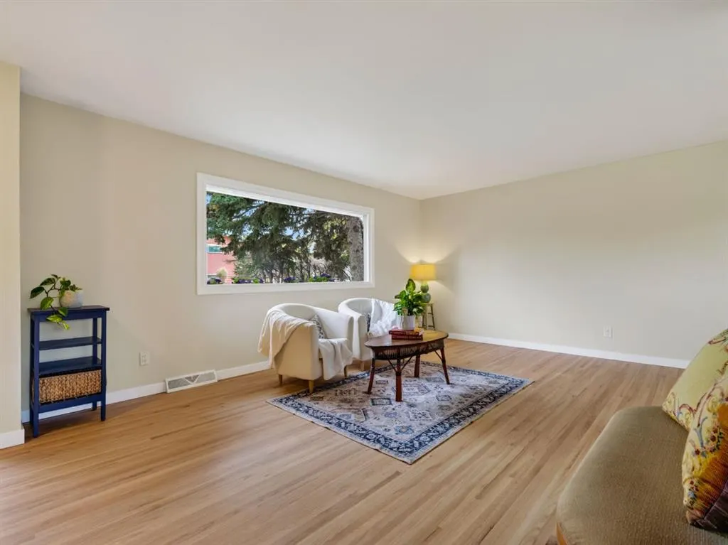 193 Fairview Drive SE