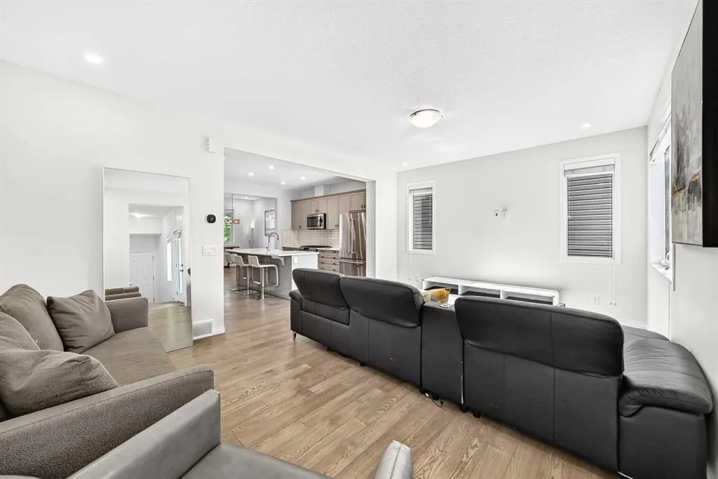 372 Carrington Way NW