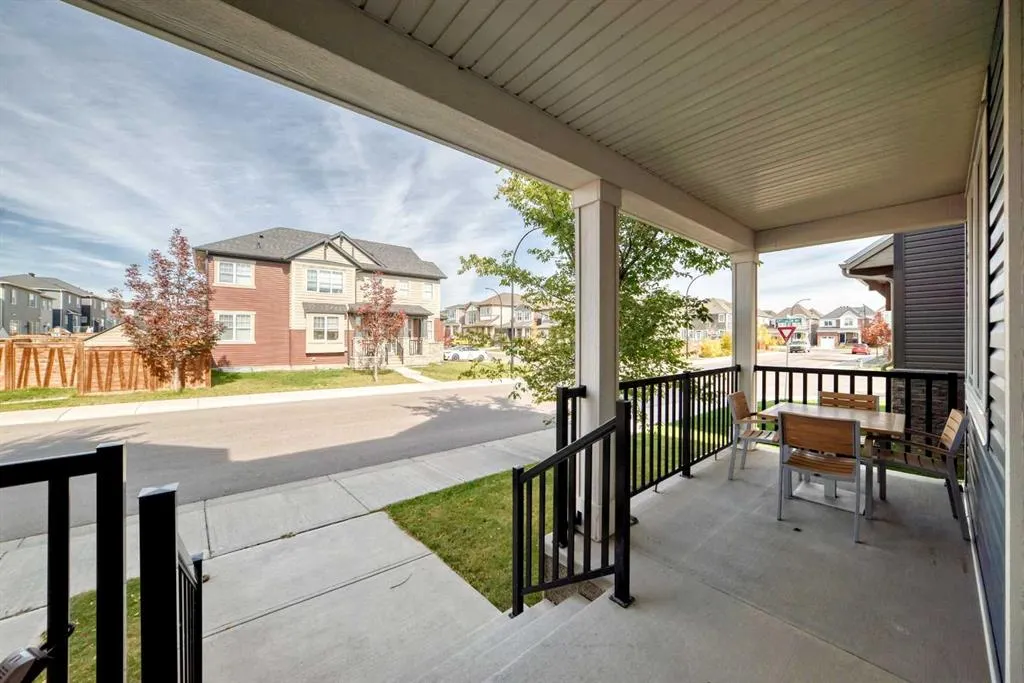372 Carrington Way NW