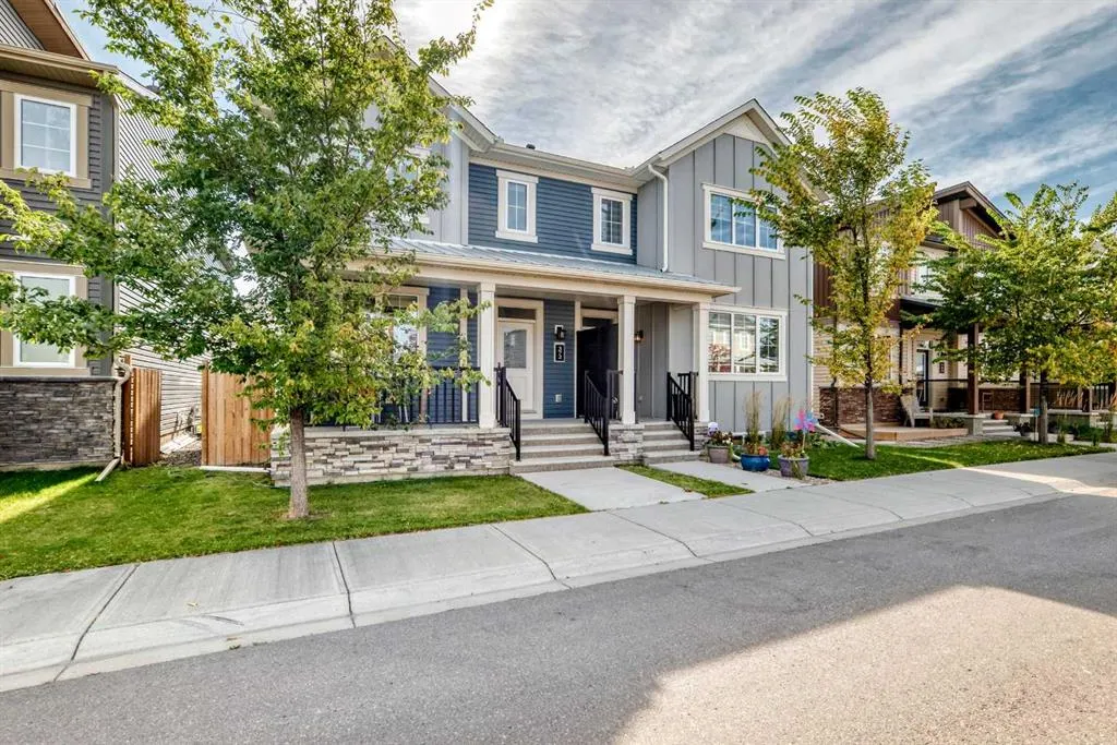 372 Carrington Way NW