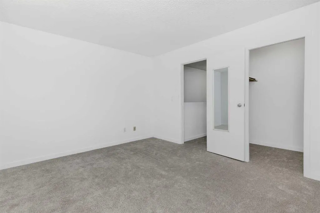 2519 38 Street NE #21