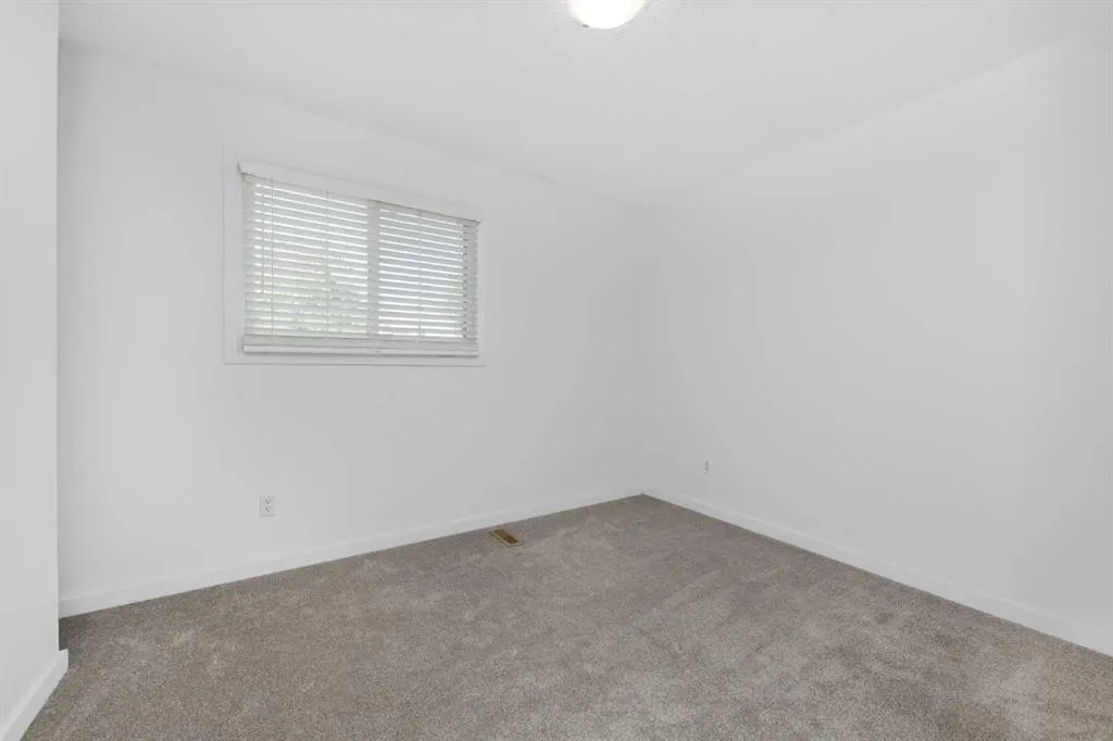 2519 38 Street NE #21