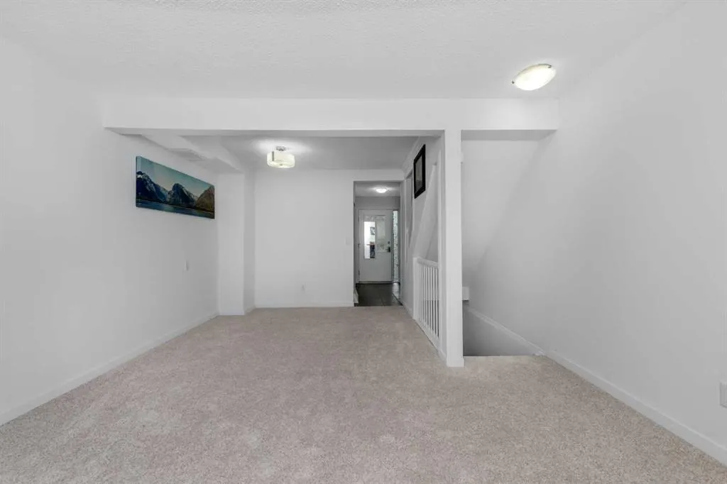 2519 38 Street NE #21