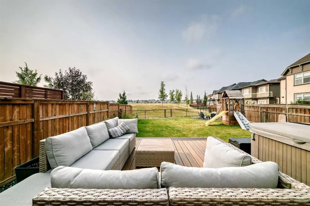 17 Masters Terrace SE