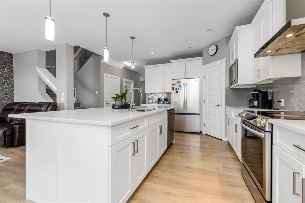 124 Corner Meadows Park NE