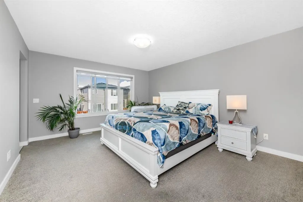 124 Corner Meadows Park NE