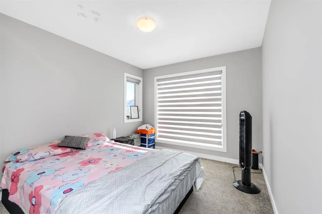 124 Corner Meadows Park NE