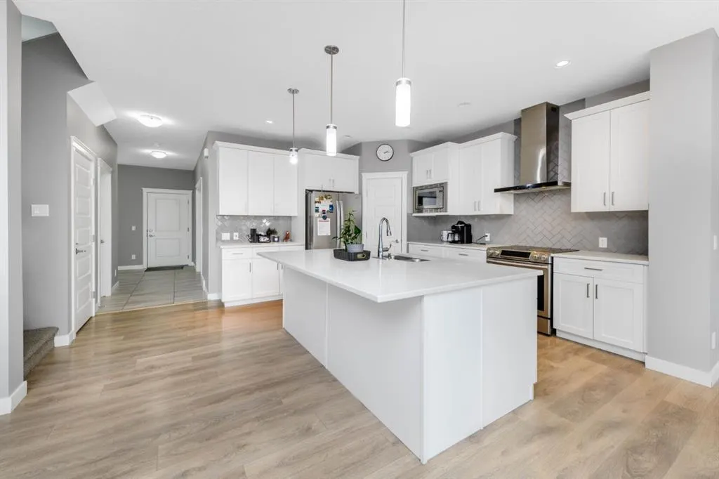 124 Corner Meadows Park NE