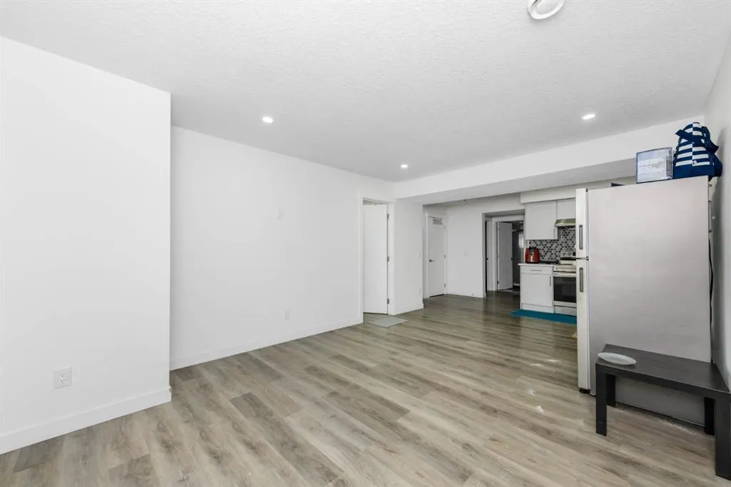 124 Corner Meadows Park NE
