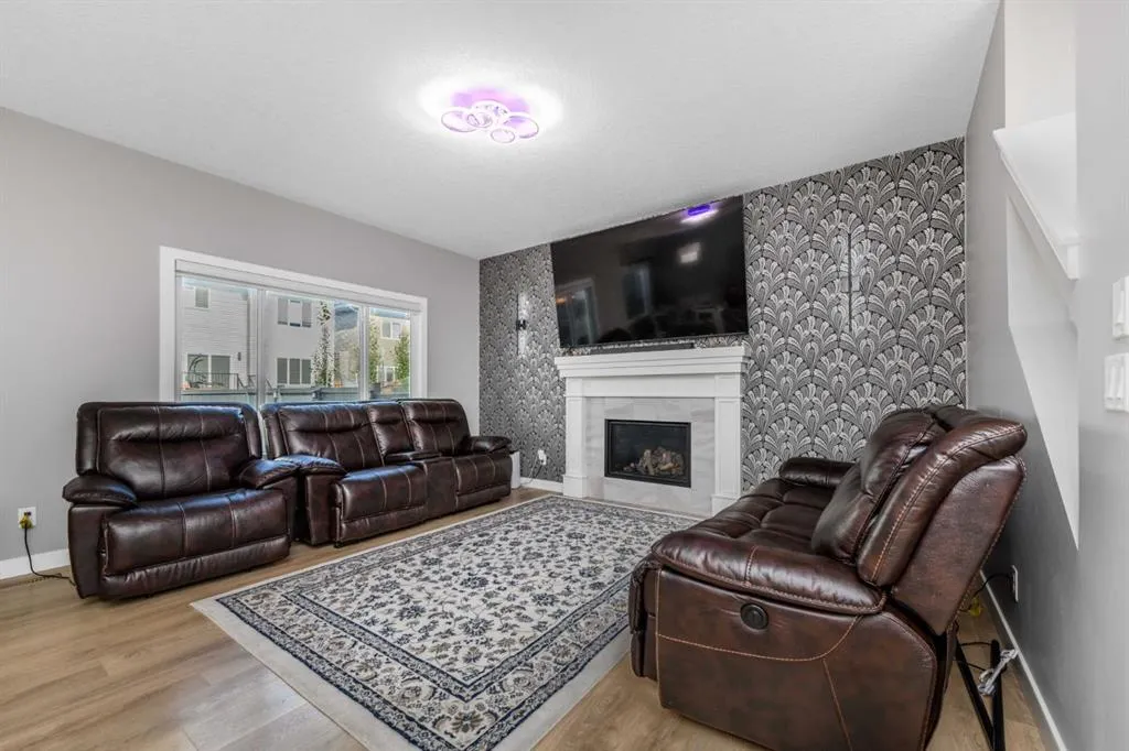 124 Corner Meadows Park NE