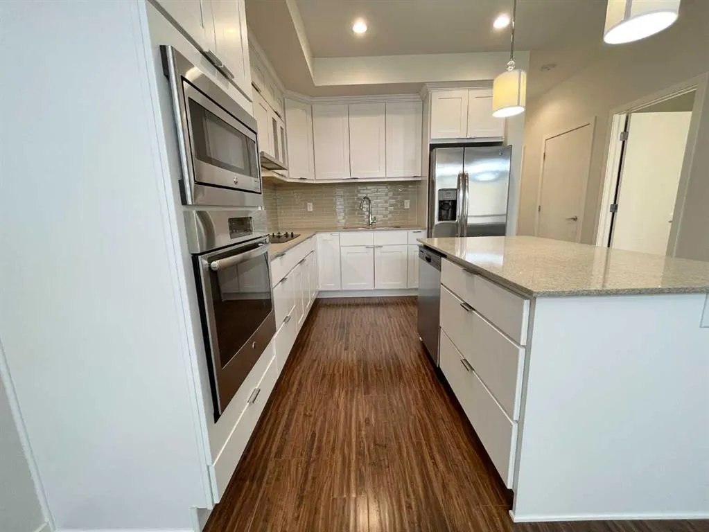 430 Highlands Boulevard W #3