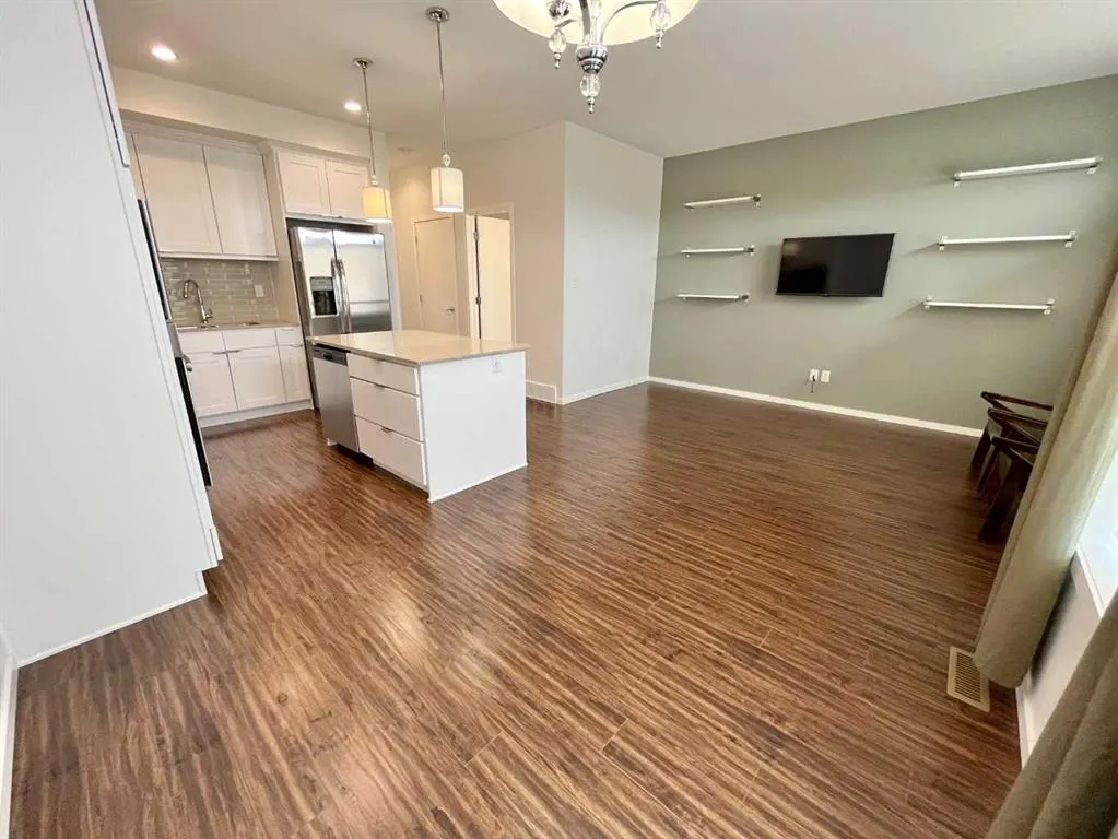 430 Highlands Boulevard W #3