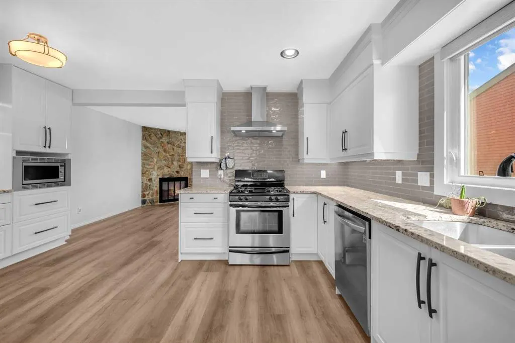 15 Ranch Glen Drive NW