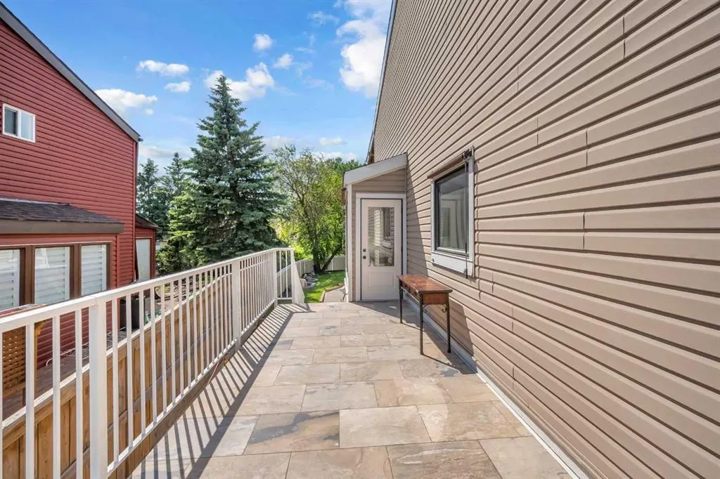 15 Ranch Glen Drive NW