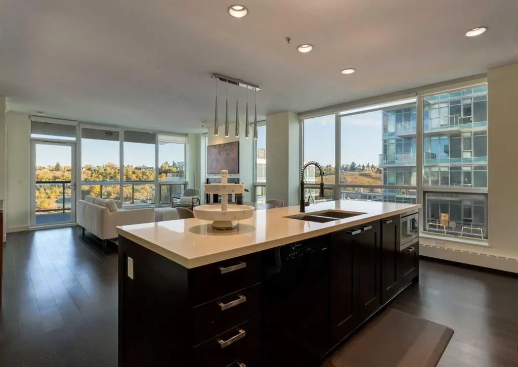 222 Riverfront Avenue SW #913