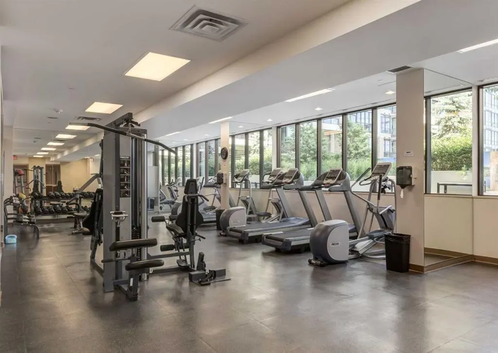 222 Riverfront Avenue SW #913