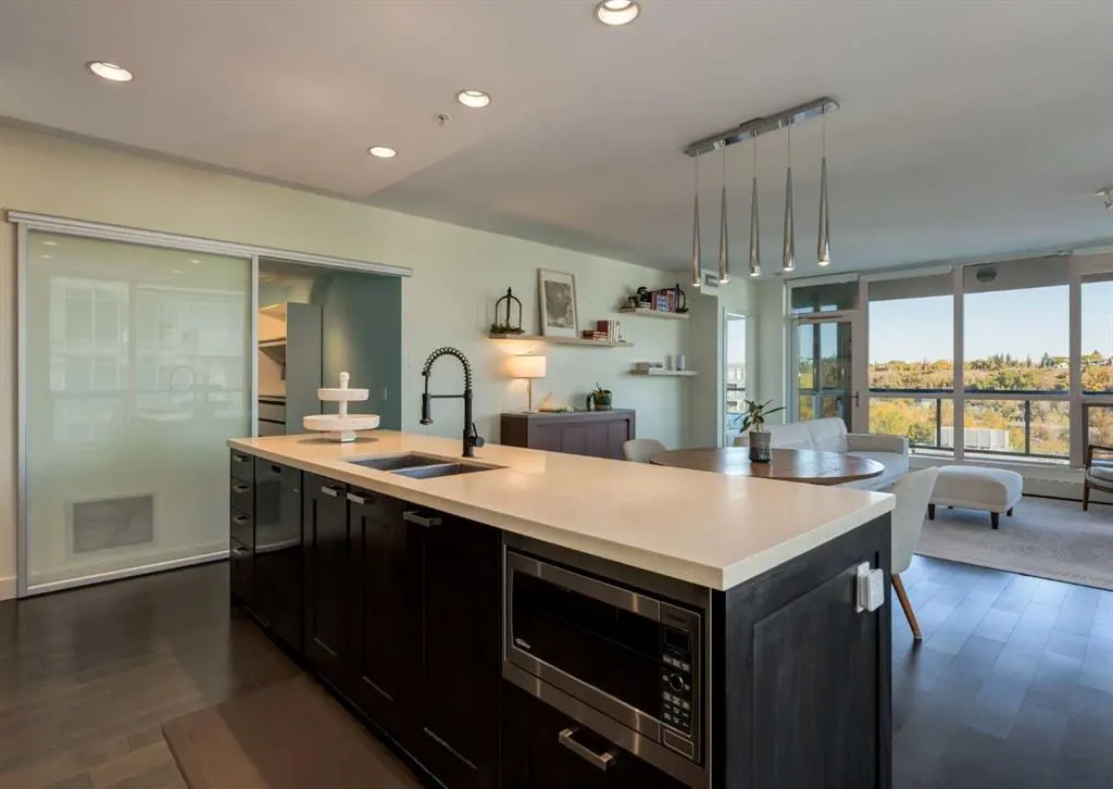 222 Riverfront Avenue SW #913
