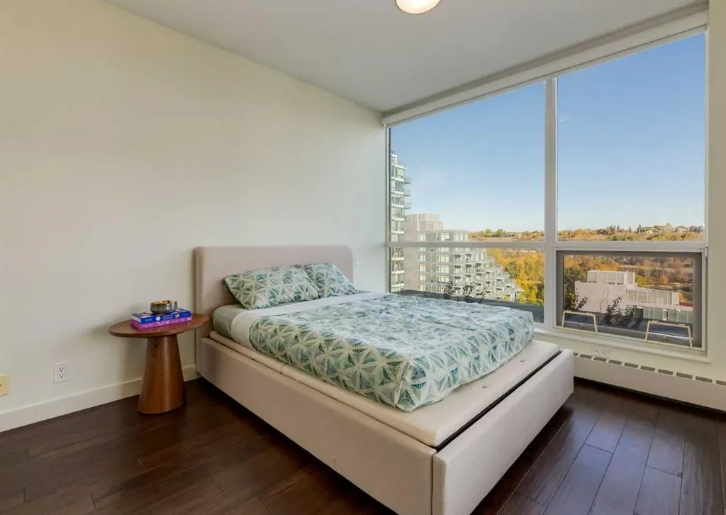 222 Riverfront Avenue SW #913