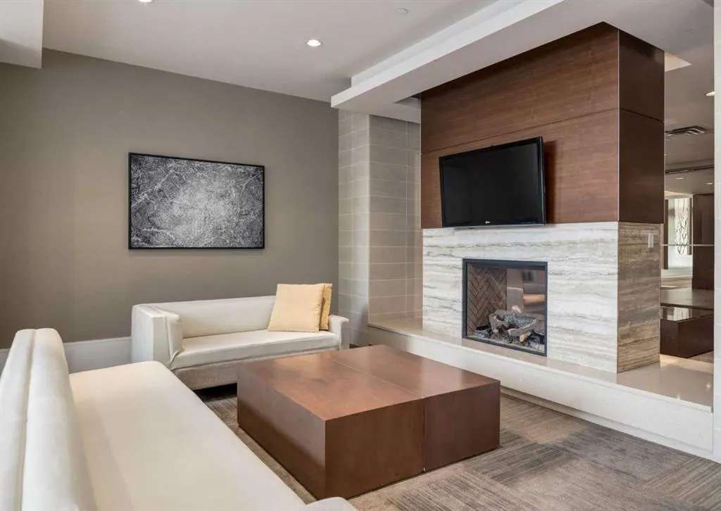 222 Riverfront Avenue SW #913
