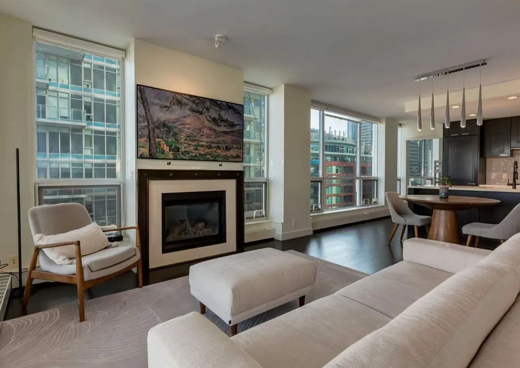 222 Riverfront Avenue SW #913