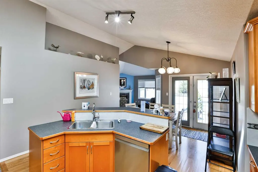 139 Heritage Circle W