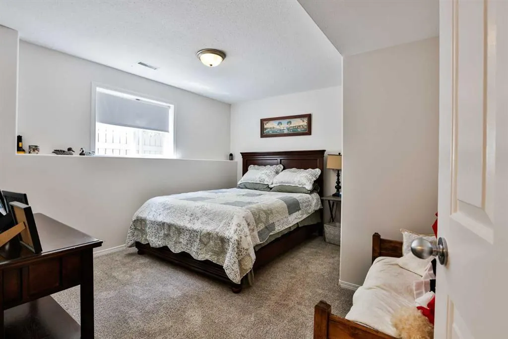 139 Heritage Circle W